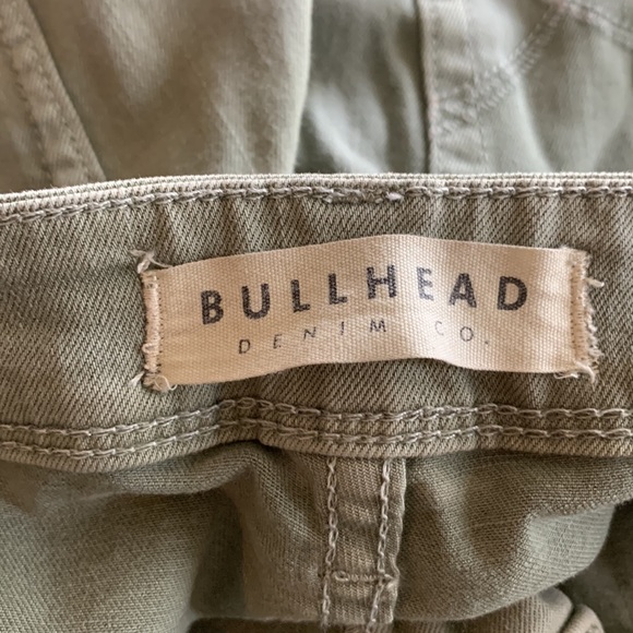 Moss green jeans size 9 Bullhead - Picture 3 of 12
